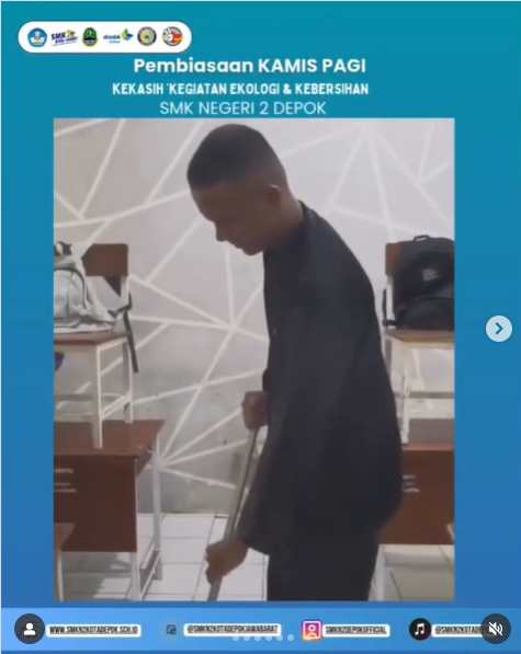 Pembiasaan Kamis Pagi di SMKN 2 Depok - KEKaSih "Kegiatan Ekologi & Kebersihan " - 16 Oktober 2025